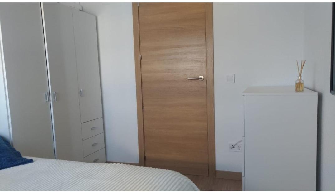 Amplia Habitacion En Vivienda Duplex Madrid Exterior photo