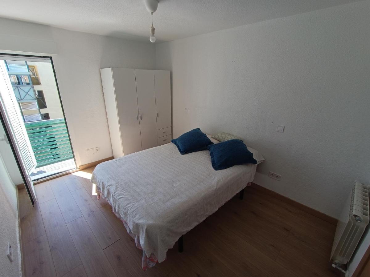 Amplia Habitacion En Vivienda Duplex Madrid Exterior photo